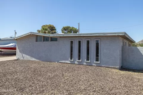 Exterior - 2346 E Sylvia St, Phoenix, AZ 85022 photo 3 of 14