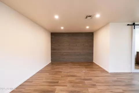 Living - 2346 E Sylvia St, Phoenix, AZ 85022 photo 8 of 10