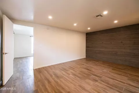 Living - 2346 E Sylvia St, Phoenix, AZ 85022 photo 9 of 10