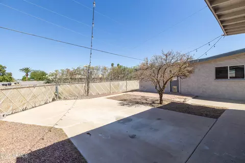 Exterior - 2346 E Sylvia St, Phoenix, AZ 85022 photo 11 of 14