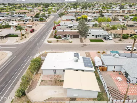 View/Area - 2346 E Sylvia St, Phoenix, AZ 85022 photo 4 of 23