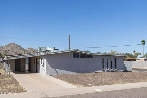 Exterior - 2346 E Sylvia St, Phoenix, AZ 85022 photo 2 of 14
