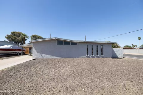 Exterior - 2346 E Sylvia St, Phoenix, AZ 85022 photo 5 of 14
