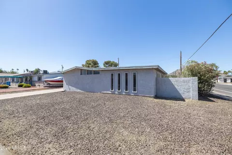 Exterior - 2346 E Sylvia St, Phoenix, AZ 85022 photo 4 of 14
