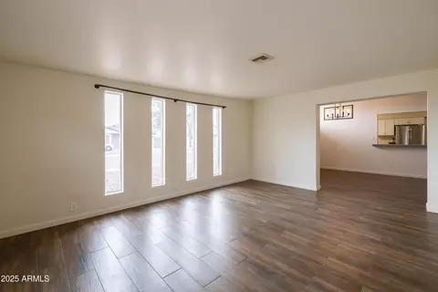 Living - 2346 E Sylvia St, Phoenix, AZ 85022 photo 5 of 10