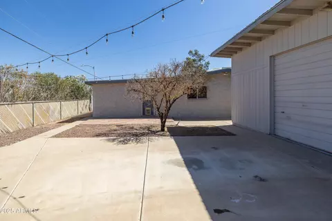 Exterior - 2346 E Sylvia St, Phoenix, AZ 85022 photo 10 of 14