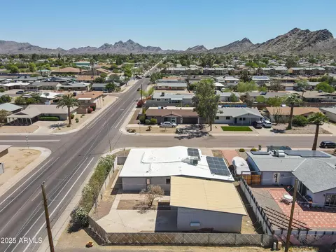 View/Area - 2346 E Sylvia St, Phoenix, AZ 85022 photo 17 of 23