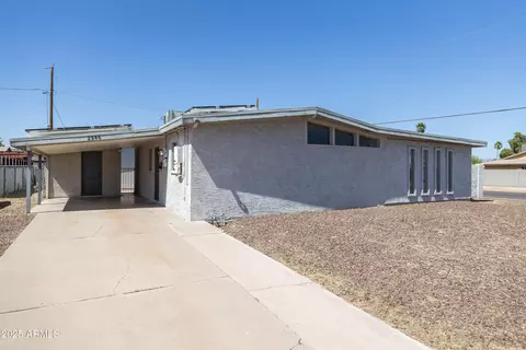 Exterior - 2346 E Sylvia St, Phoenix, AZ 85022 photo 6 of 14