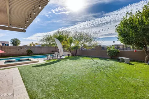 Exterior - 3933 E Alfalfa Dr, Gilbert, AZ 85298 photo 19 of 23