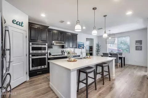 Kitchen - 3933 E Alfalfa Dr, Gilbert, AZ 85298 photo 1 of 11