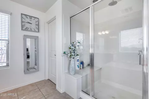 Bath - 3933 E Alfalfa Dr, Gilbert, AZ 85298 photo 5 of 5