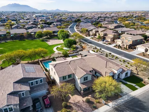 View/Area - 3933 E Alfalfa Dr, Gilbert, AZ 85298 photo 3 of 5