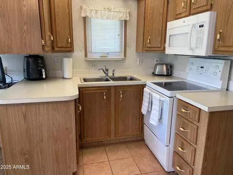 2192 W Taos Ave, Apache Junction, AZ 85119 photo 6