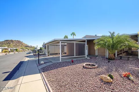 2233 E Behrend Dr #84, Phoenix, AZ 85024 photo 3