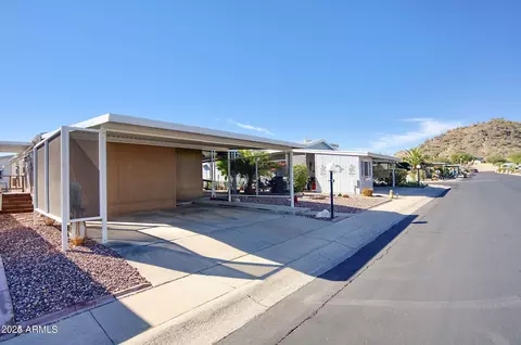 2233 E Behrend Dr #84, Phoenix, AZ 85024 photo 2