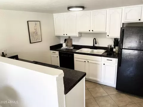 Kitchen - 3511 E Baseline Rd #1214, Phoenix, AZ 85042 photo 1 of 3