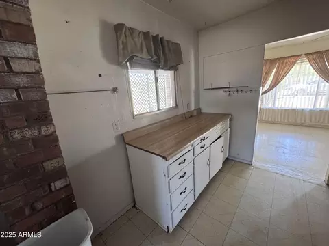 112 S 28th Dr, Phoenix, AZ 85009 photo 13