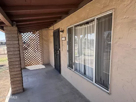 112 S 28th Dr, Phoenix, AZ 85009 photo 4