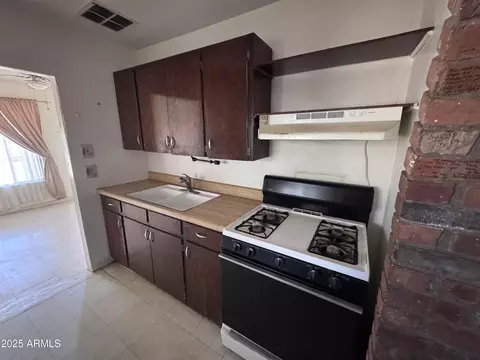 112 S 28th Dr, Phoenix, AZ 85009 photo 15