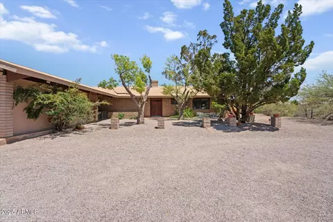 1700 W Camino Dr, Wickenburg, AZ 85390