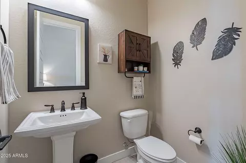 Bath - 8021 E Jasmine St, Mesa, AZ 85207 photo 10 of 10