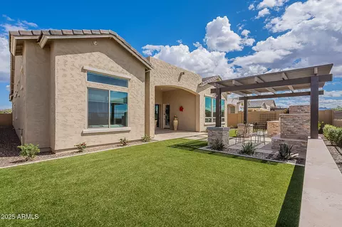Exterior - 8021 E Jasmine St, Mesa, AZ 85207 photo 9 of 13