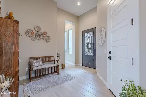 Entry Way - 8021 E Jasmine St, Mesa, AZ 85207 photo 2 of 2