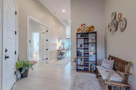 Entry Way - 8021 E Jasmine St, Mesa, AZ 85207 photo 1 of 2