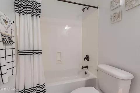 Bath - 8021 E Jasmine St, Mesa, AZ 85207 photo 7 of 10