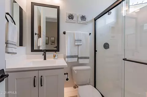 Bath - 8021 E Jasmine St, Mesa, AZ 85207 photo 4 of 10