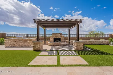 Exterior - 8021 E Jasmine St, Mesa, AZ 85207 photo 5 of 13