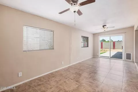 3540 E Dolphin Ave, Mesa, AZ 85204 photo 11