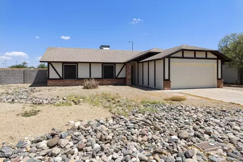8571 N 83rd Dr, Peoria, AZ 85345