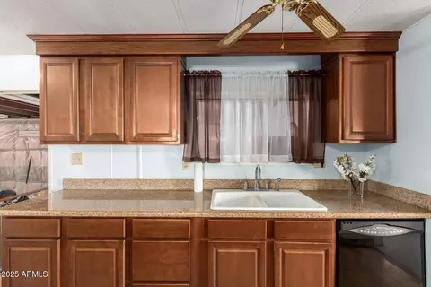 1888 S Goldfield Rd, Apache Junction, AZ 85119 photo 7