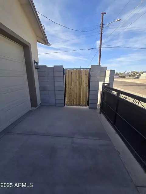 1302 W Apache St, Phoenix, AZ 85007 photo 29