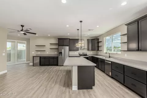 1302 W Apache St, Phoenix, AZ 85007 photo 7