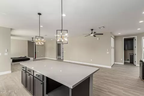 1302 W Apache St, Phoenix, AZ 85007 photo 9
