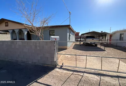 615 W Wight St, Superior, AZ 85173