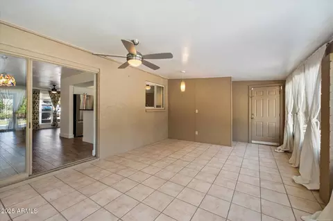 Exterior - 7813 N 17th Dr, Phoenix, AZ 85021 photo 8 of 11