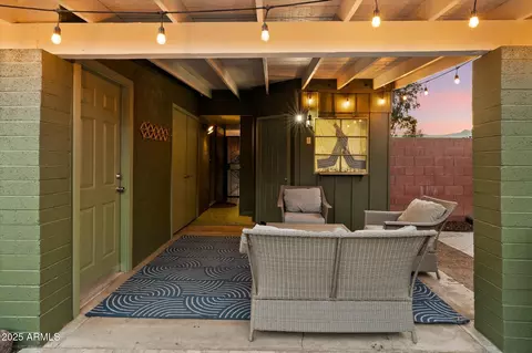 Exterior - 7813 N 17th Dr, Phoenix, AZ 85021 photo 10 of 11