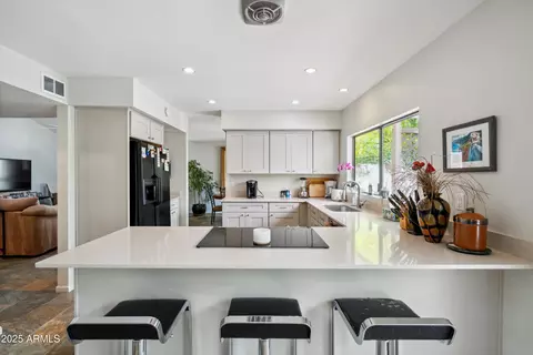 Kitchen - 5528 E Virginia Ave, Phoenix, AZ 85008 photo 3 of 4