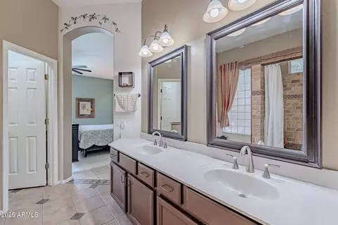 Bath - 9642 E Irwin Ave, Mesa, AZ 85209 photo 1 of 3