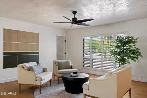 5701 E Charter Oak Rd, Scottsdale, AZ 85254