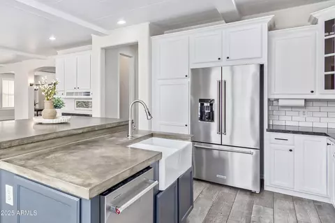 Kitchen - 4615 E Calistoga Dr, Gilbert, AZ 85297 photo 4 of 4