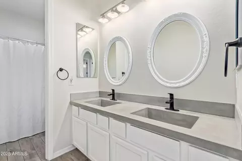Bath - 4615 E Calistoga Dr, Gilbert, AZ 85297 photo 5 of 5