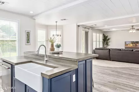 Kitchen - 4615 E Calistoga Dr, Gilbert, AZ 85297 photo 3 of 4