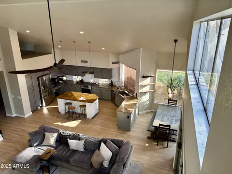 Kitchen - 16016 S 7th St S, Phoenix, AZ 85048 photo 3 of 4
