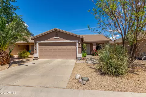 40 E Lupine Pl, San Tan Valley, AZ 85143