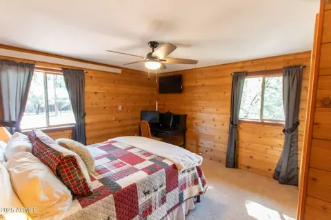 Bedroom - 3622 N Mistletoe Dr, Pine, AZ 85544 photo 5 of 10