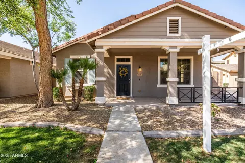 3756 E Waite Ln, Gilbert, AZ 85295 photo 2